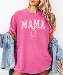 monochrome mama shirt for moms new moms and mothers day gifts college block style baby shower t shirt nthjx