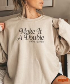 mother of twins sweatshirt for twin mama announcement best gifts for twin mom mothers day crewneck dvkcq