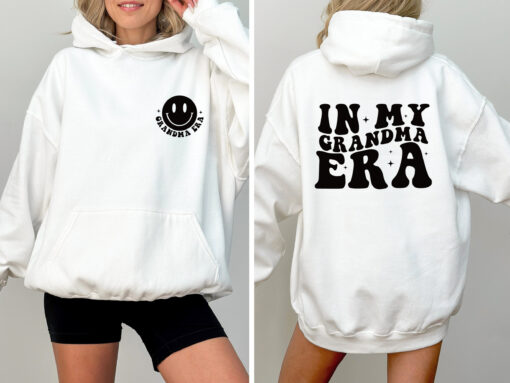 my grandma era sweatshirt cute young grandma shirt unique gift for grandma lovers comfortable t shirt saiu9