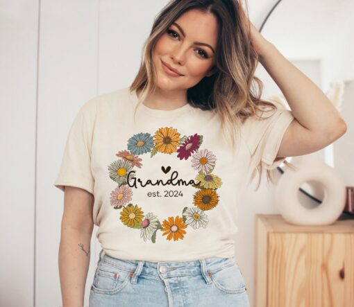 new grandma est 2024 shirt funny pregnancy announcement t shirt for grandparents unique gift idea for christmas q9kqc