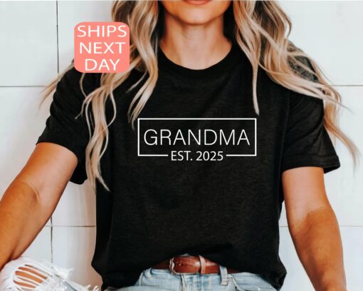 new grandma est 2025 shirt promoted to grandma announcement tee cute gift for mom and grandma oggep