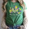 peace love king cake mardi gras shirt funny tee for mardi gras celebration unique mardi gras t shirt gift h7j0e