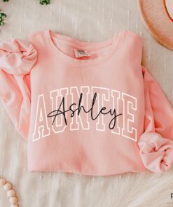 personalized aunt sweatshirt custom auntie shirt cute auntie sweater baby announcement gift for new aunt ytno2