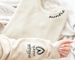 personalized aunt sweatshirt with childrens names on sleeve custom crewneck or hoodie unique gift for auntie rju6h