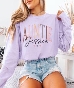 personalized auntie long sleeve t shirt custom gift for aunt pregnancy reveal birthday cute aunt shirt oswcg