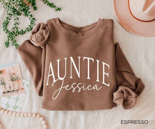 personalized auntie sweatshirt custom aunt shirt new aunt gifts baby announcement gift unique auntie sweater
