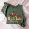 personalized auntie sweatshirt custom auntie gift wildflowers crewneck groovy aunt shirt unique aunt gifts for new aunts exwxg