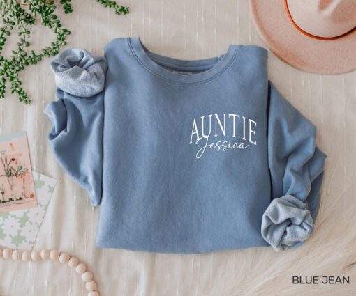 personalized auntie sweatshirt custom auntie shirt new aunt gifts baby announcement gift unique auntie sweater 7vboe