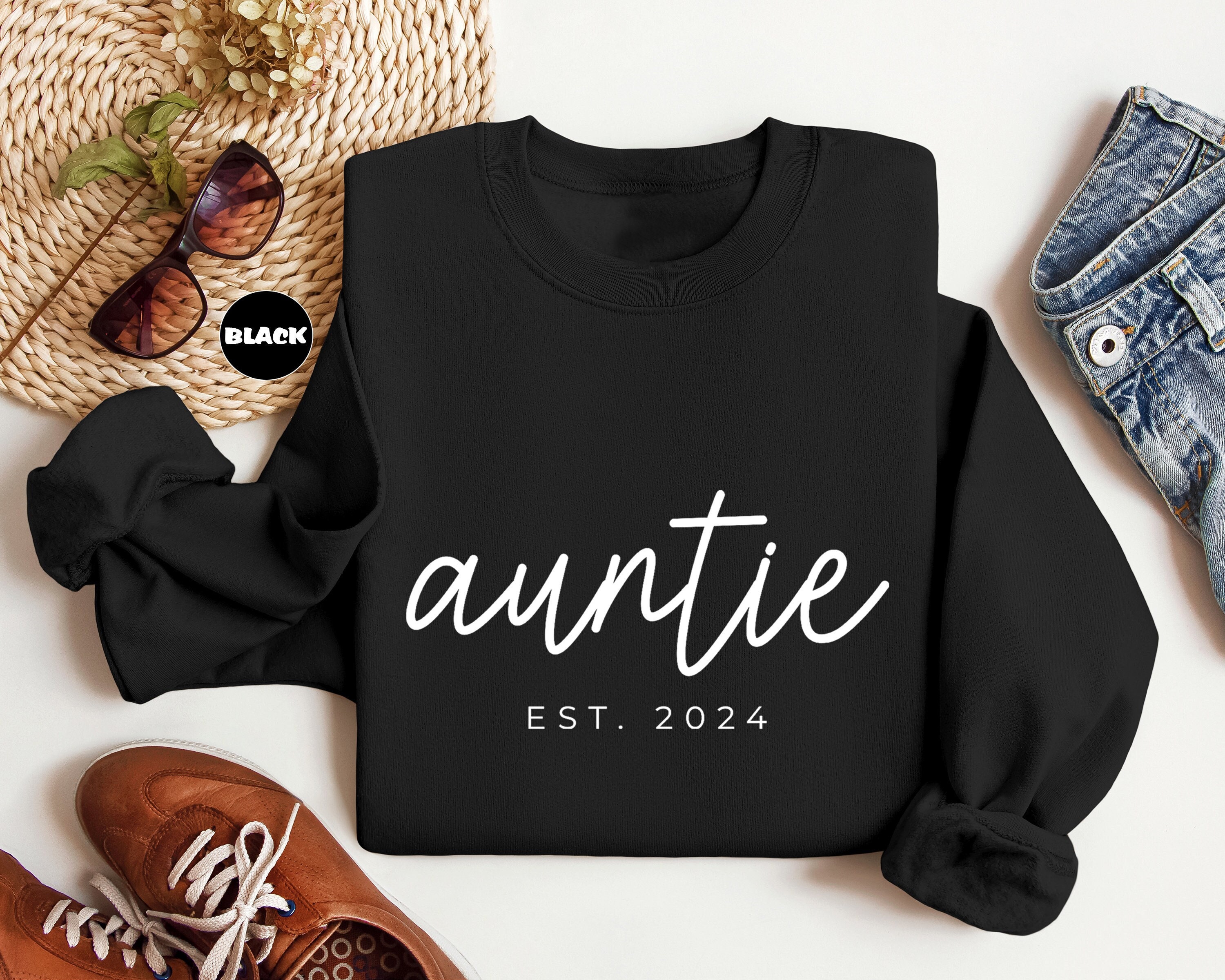 personalized auntie sweatshirt custom hoodie funny aunt clothing best aunt gifts cool aunt outfit pregnancy announcement myuk4 scaled