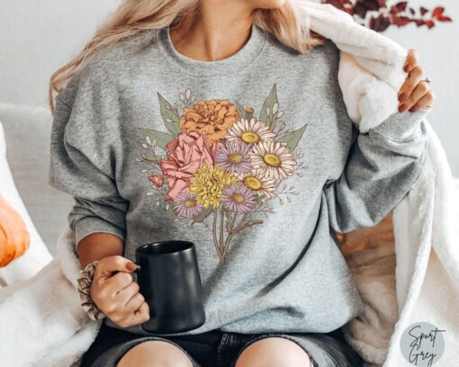 personalized birth flower family bouquet sweatshirt for plant mom custom birth month shirt mothers day gift for grandma r3lgg