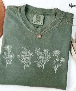 personalized birth flower shirt for mom custom birthday gift mothers day shirt sentimental gift idea for her gghow