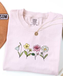 personalized birth month flower shirt custom birthday gift idea unique sentimental tees for moms and loved ones szh7q