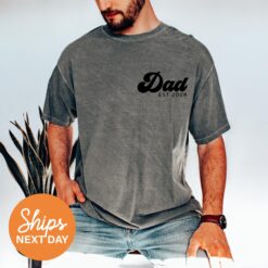 personalized dad est 2024 t shirt custom pregnancy announcement shirt for new dads unique gift for expecting fathers mzpyc