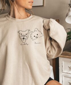 personalized dog face sweatshirt custom dog name hoodie for dog moms and dads pet lover apparel for new dog owners bgqhr scaled