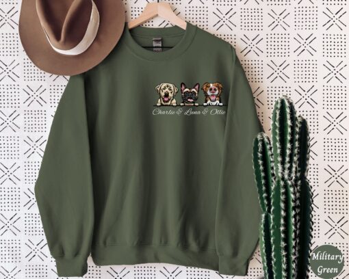 personalized dog mom sweatshirt custom dog dad hoodie with name unique dog lover apparel for new pet owners z6fb3