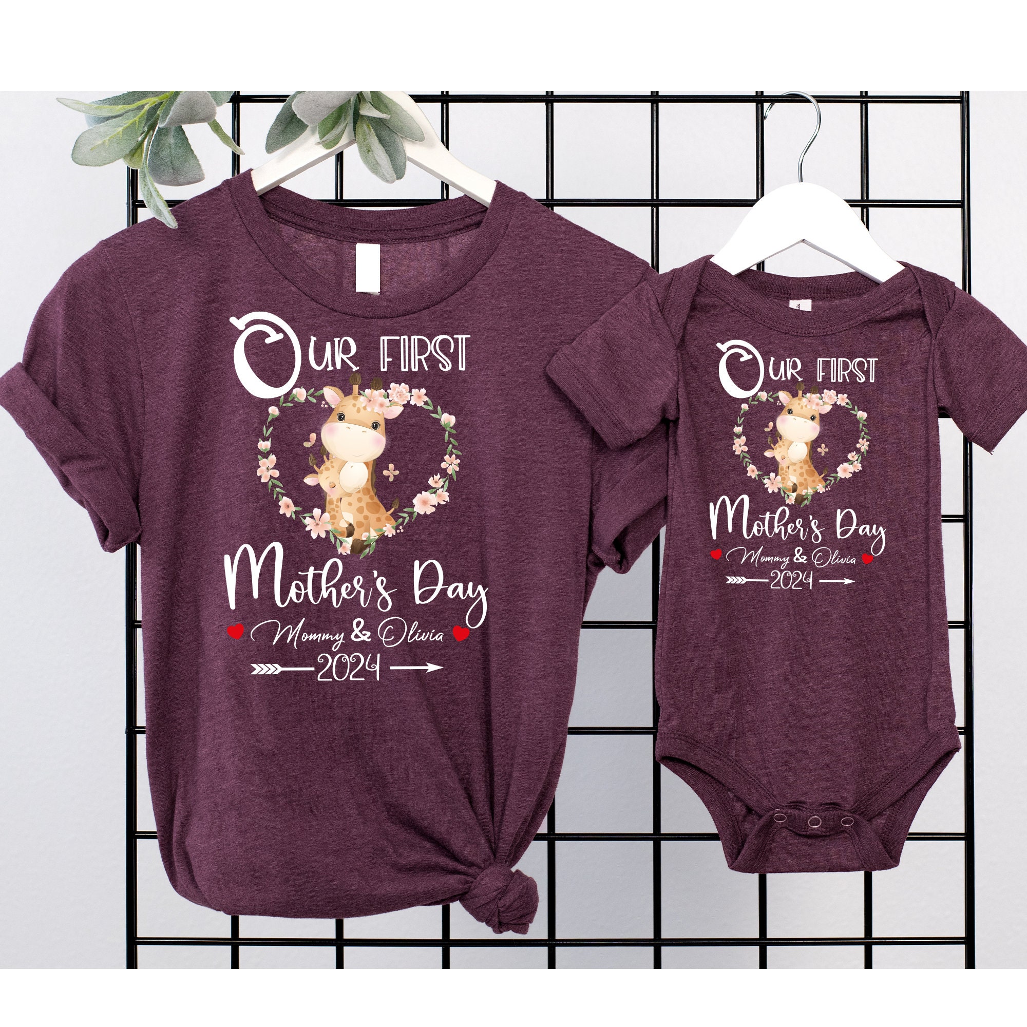 personalized first mothers day giraffe shirts set matching outfits for mom and baby cute mothers day gift c9nzj