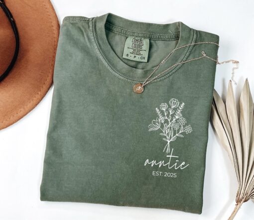 personalized floral aunt shirt for new aunt gift aunt birthday gift sister gift auntie announcement shirt immby