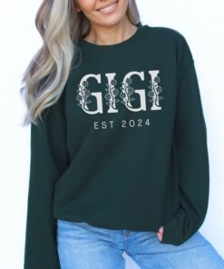 personalized floral gigi sweatshirt for grandma mothers day gift cute gigi est sweater unique grandma shirt qtqqq