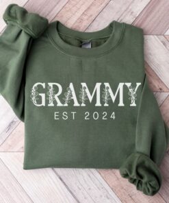 personalized floral grammy sweatshirt for grandmother mothers day gift cute grandma shirt best grandma ever apparel ecxta