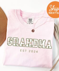 personalized floral grandma shirt custom tees for grandmother unique gifts from grandkids floral design grandma t shirt bhfpi