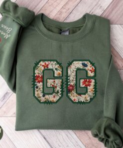 personalized floral grandma sweatshirt with kids names custom gigi crewneck best grandmother shirt for mothers day wd4tc