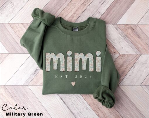 personalized floral mimi sweatshirt for grandma life mothers day 2024 pregnancy reveal est 2024 cute mimi shirt 00vic