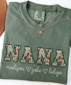 personalized floral nana shirt custom grandma t shirt with kids names wildflower mothers day gift tee 06fuw