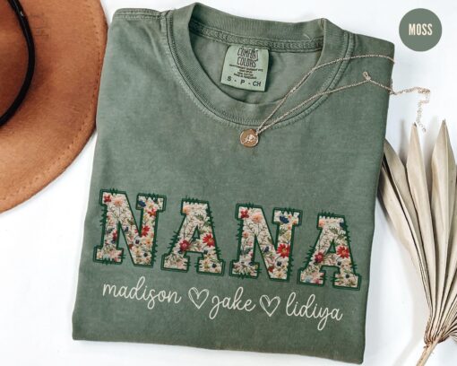 personalized floral nana shirt custom grandma t shirt with kids names wildflower mothers day gift tee 06fuw