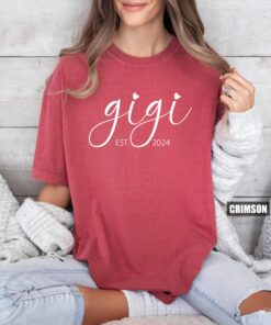 personalized gigi shirt with est year for new grandma pregnancy reveal t shirt unique granny gifts and outfits m2ncg