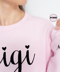 personalized gigi sweatshirt with grandchildren names cute nana hoodie for mothers day gifts unique grandma clothing ow9sj