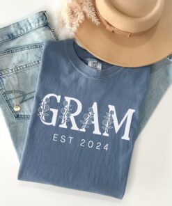 personalized gram est shirt with wildflowers grandma design for mothers day and christmas gifts dhebv