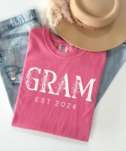 personalized gram est shirt with wildflowers grandma design for mothers day and christmas gifts sijc4