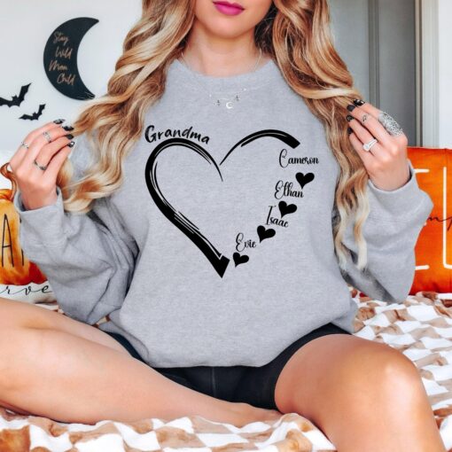 personalized grandkid name sweatshirt for mom and grandma custom heart sweatshirt bundle for mothers day rsnkn