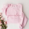 personalized grandma est sweatshirt for mothers day best gift for grandmother nana tia and tante sweatshirts el8al