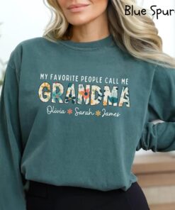 personalized grandma long sleeve shirt with grandkids names custom grandma tee for mothers day gifts 1nouv