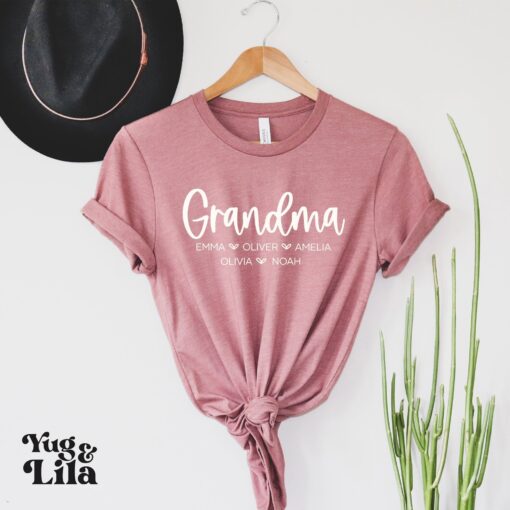 personalized grandma shirt with grandkids names custom nana t shirt best mothers day gift for grandma tee 3mgju