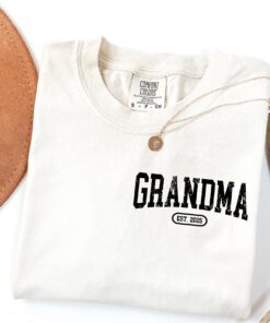 personalized grandma shirt with pocket grandma est year design perfect for announcements and grammy celebrations km7fs