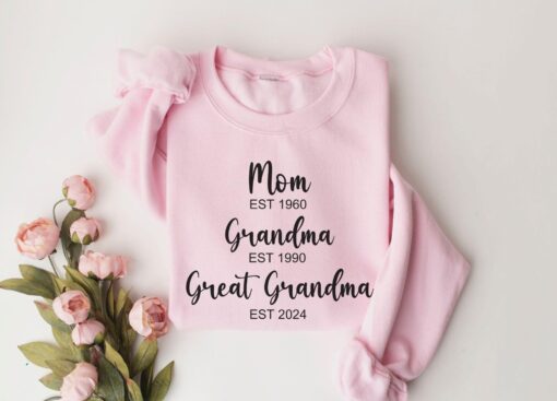 personalized grandma sweatshirt custom gift for grandmother great grandma mothers day unique sweatshirt for moms zlblk