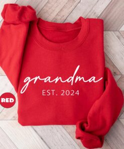 personalized grandma sweatshirt custom gramma hoodie cute grandmother outfit pregnancy reveal nana gift clothing hpqea