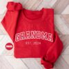 personalized grandma sweatshirt custom hoodie for baby announcement pregnancy reveal unique grandmother gift ihhhv