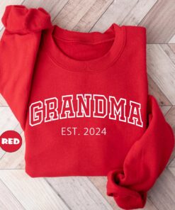 personalized grandma sweatshirt custom hoodie for baby announcement pregnancy reveal unique grandmother gift ihhhv