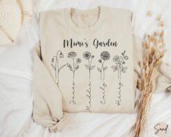 personalized grandma sweatshirt with birth month flower design and grandkids names for mothers day gift for nana psva1