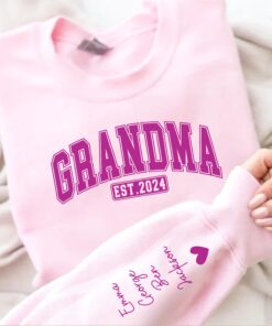 personalized grandma sweatshirt with custom names on sleeve unique birthday and mothers day gift from grandchildren 9dyzh