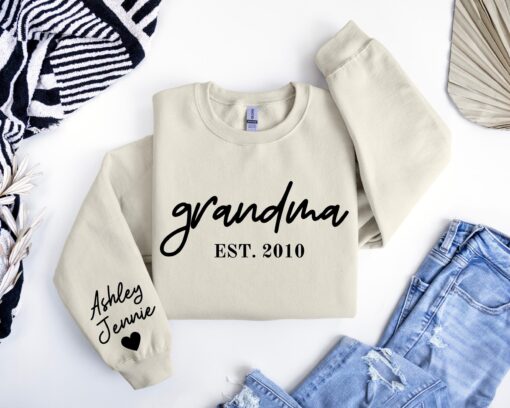 personalized grandma sweatshirt with grandkids names custom granny sweater for mothers day and grandparent gifts djqd5