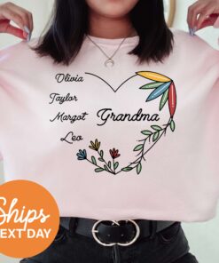 personalized grandma sweatshirt with grandkids names custom mimi nana heart design unique gift for grandmother y5u3p