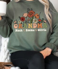 personalized grandma sweatshirt with grandkids names custom mothers day and christmas gift crewneck ae1tt