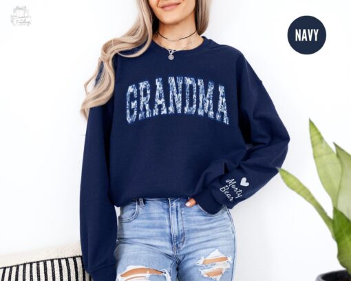 personalized grandma sweatshirt with kids names floral design custom crewneck for grandmother gifts arzdp