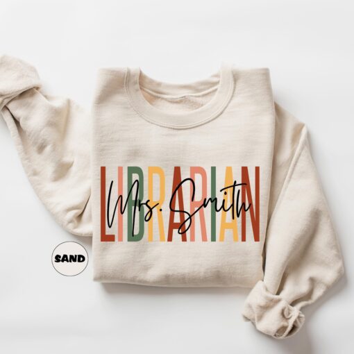 personalized librarian sweatshirt custom name hoodie for back to school and librarian day unique gifts for new librarians nkwpk scaled