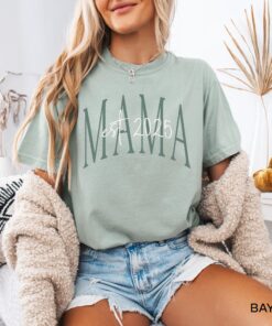 personalized mama est 2025 shirt cute mom t shirt best mom ever shirt for mothers day new mom gifts blsfu