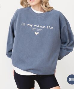 personalized mama est sweatshirt custom mom life crewneck for mothers day birthday pregnancy announcement 6dqvx